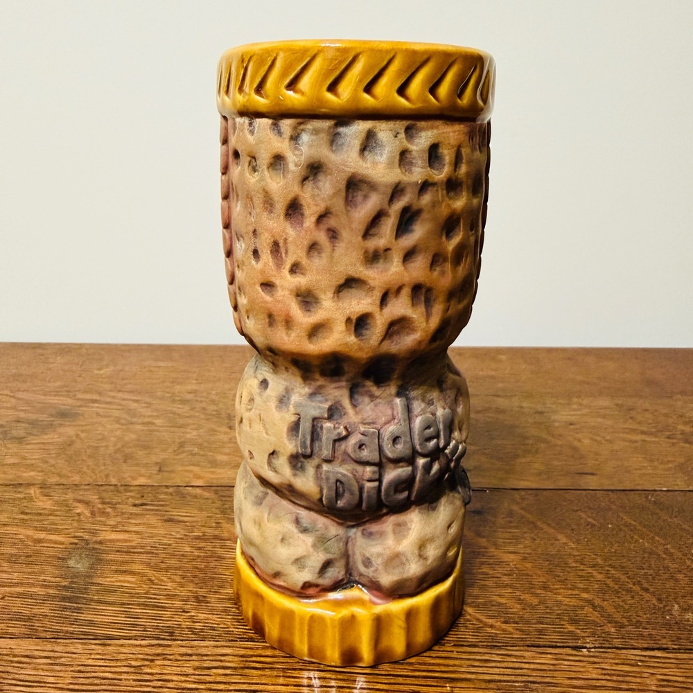 Lot of 2 Trader Dick's Nugget Casino Tiki Mugs Reno Nevada Vintage Barware - Picture 13 of 16